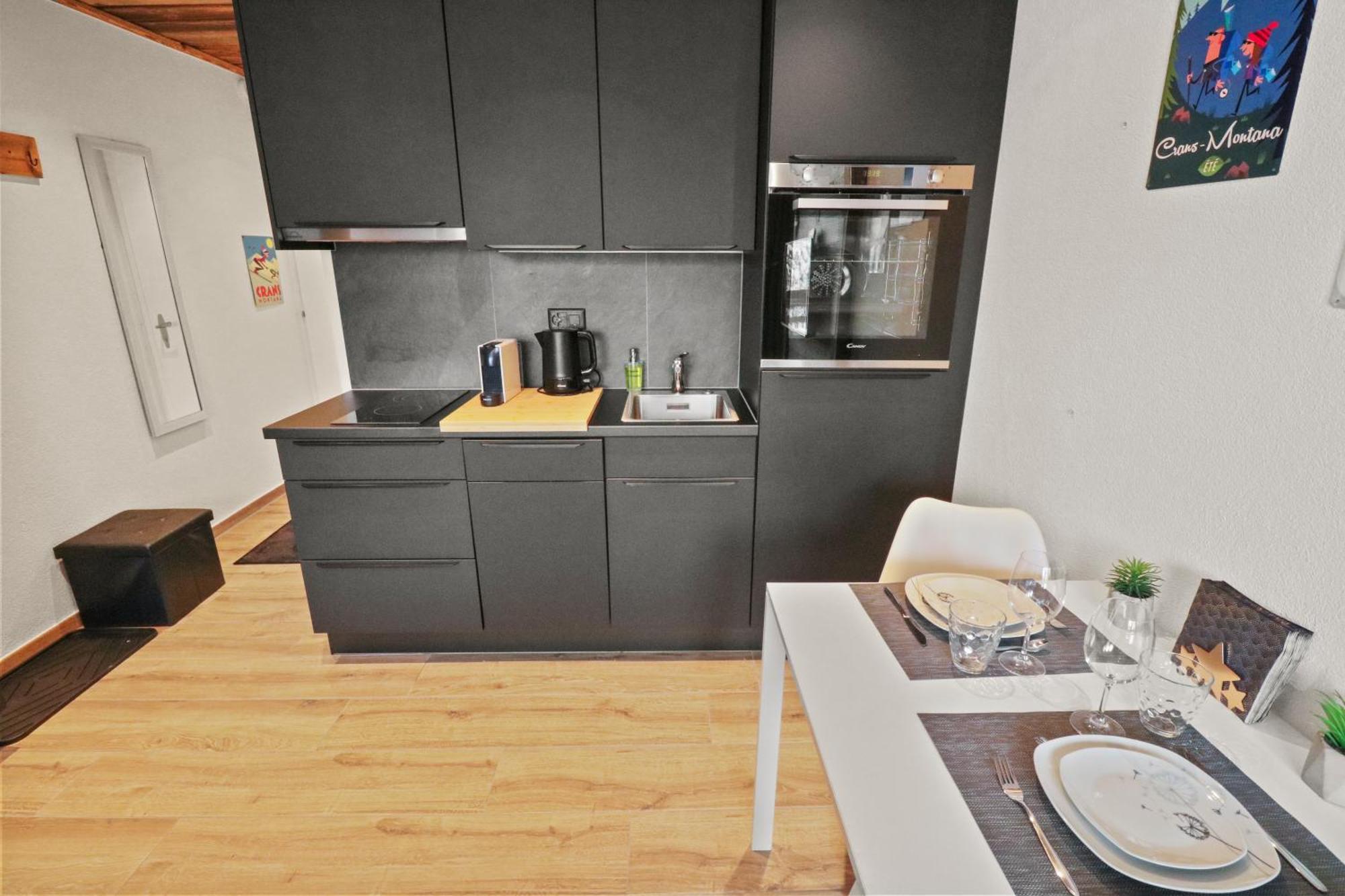 Joli Studio Avec Parking Gratuit Crans-Montana Dış mekan fotoğraf