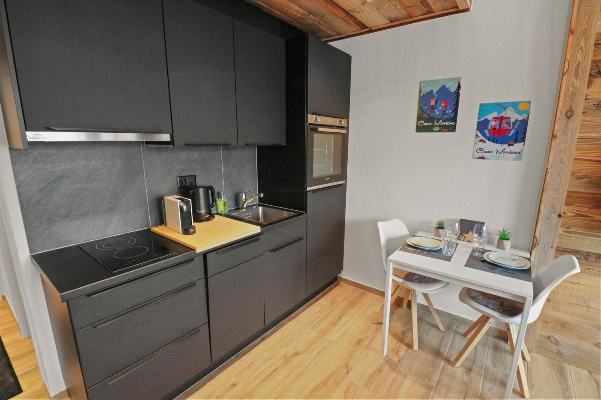 Joli Studio Avec Parking Gratuit Crans-Montana Dış mekan fotoğraf