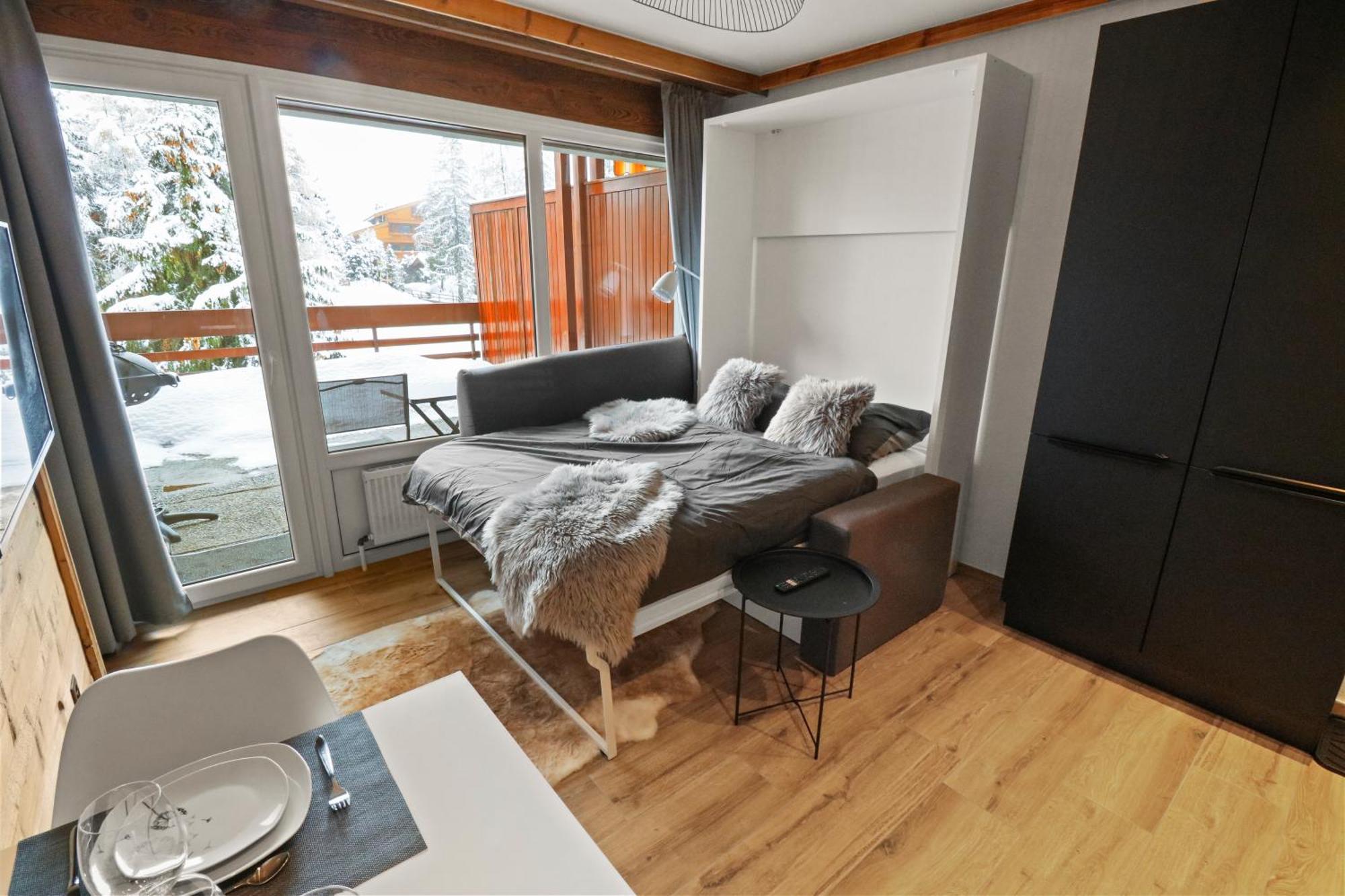 Joli Studio Avec Parking Gratuit Crans-Montana Dış mekan fotoğraf