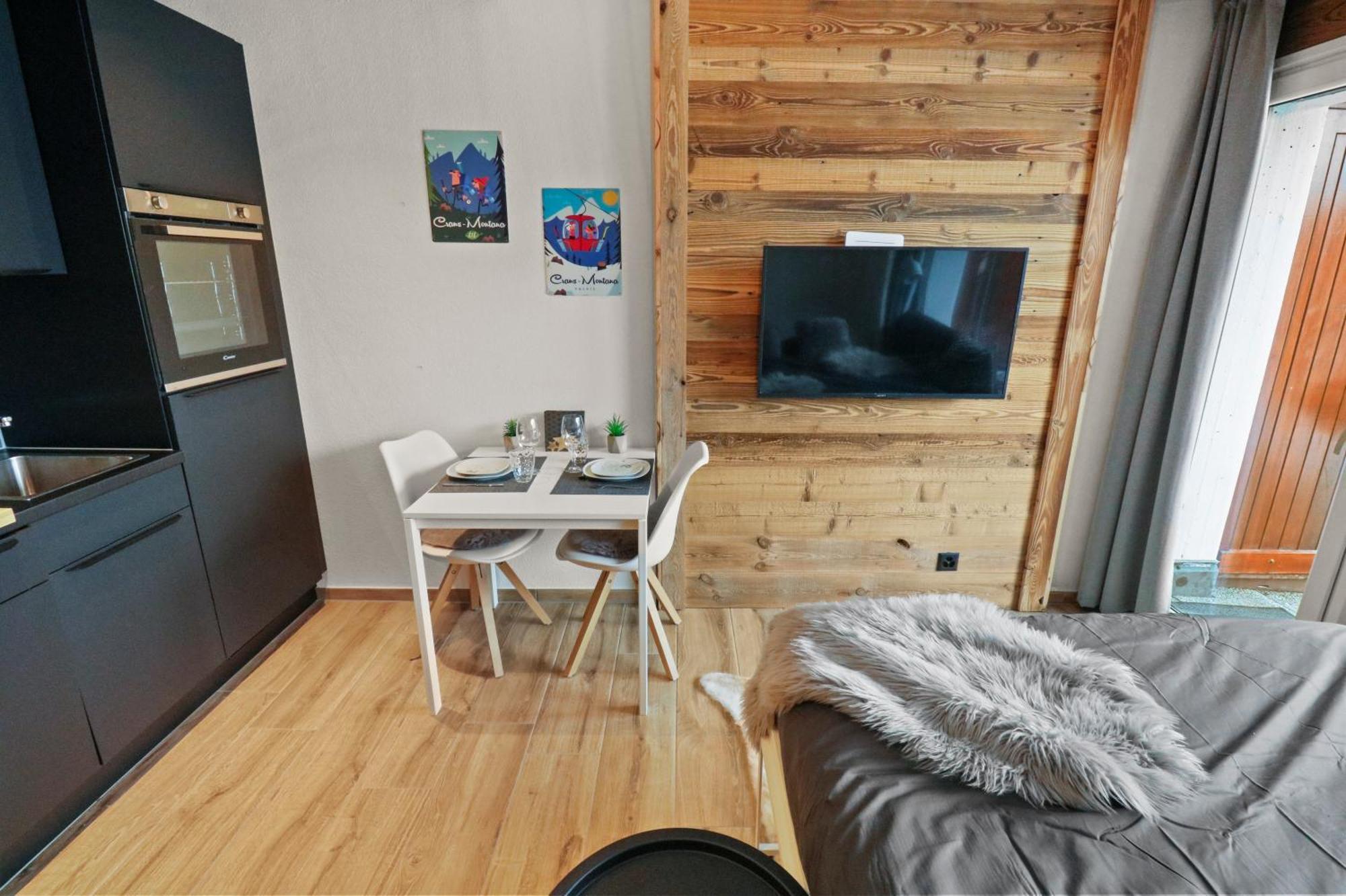 Joli Studio Avec Parking Gratuit Crans-Montana Dış mekan fotoğraf