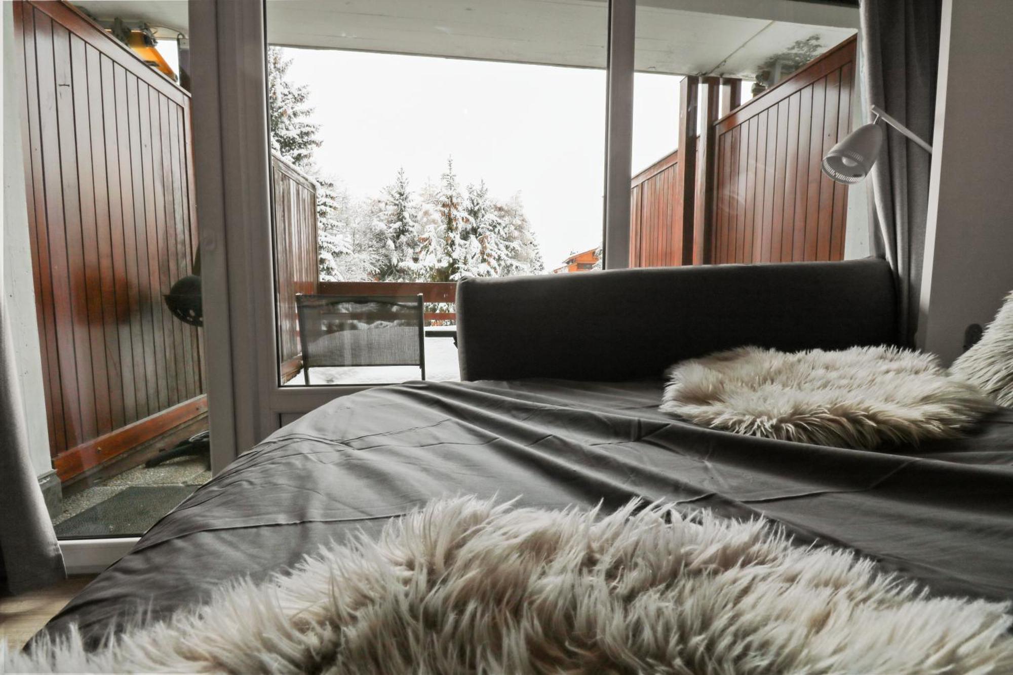 Joli Studio Avec Parking Gratuit Crans-Montana Dış mekan fotoğraf